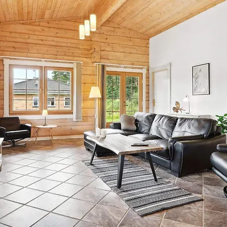 Holiday home Cliv Hadsund